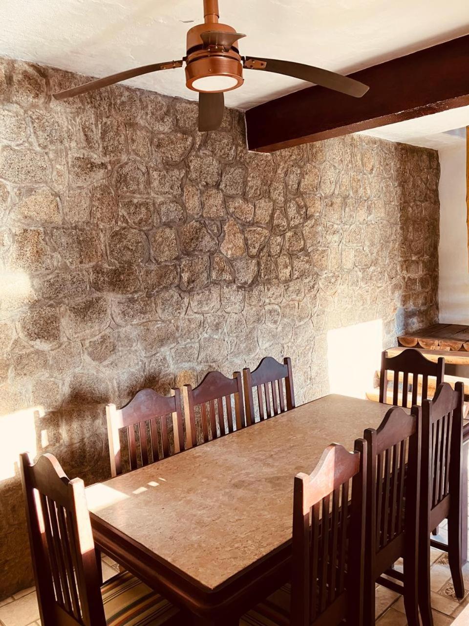 فيلا Yellow House Beira Mar Portinho إلهابيلا المظهر الخارجي الصورة